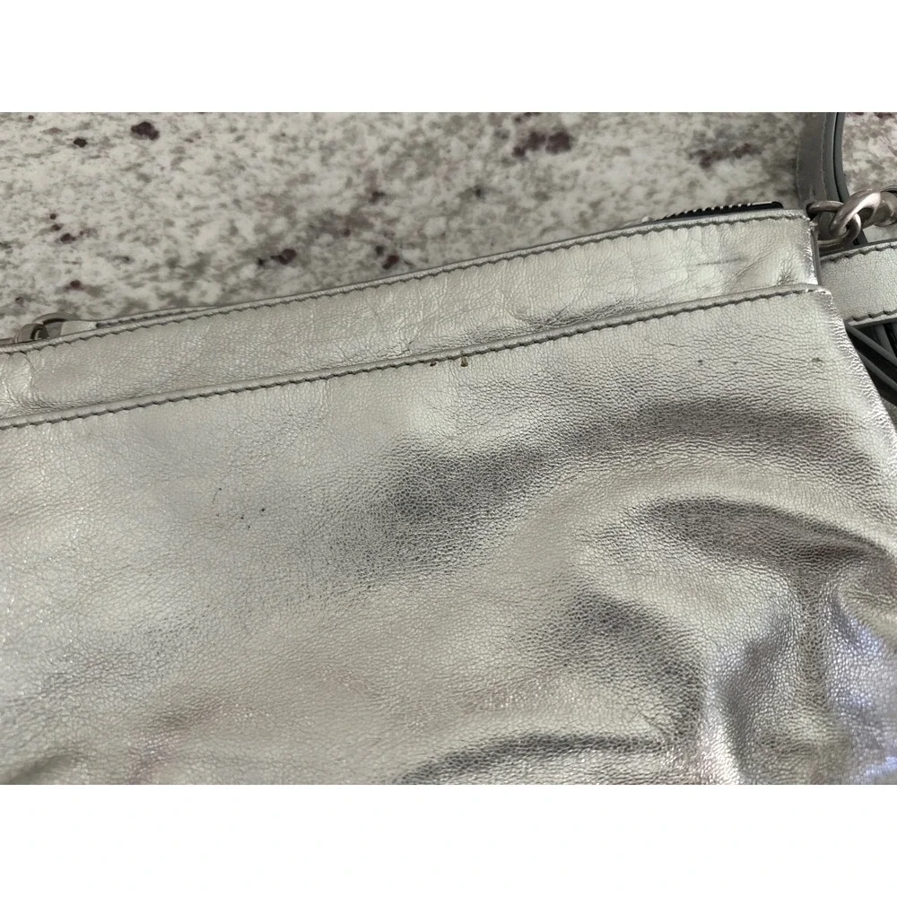 Lucky brand silver leather crossbody bag - Picture 4 of 5